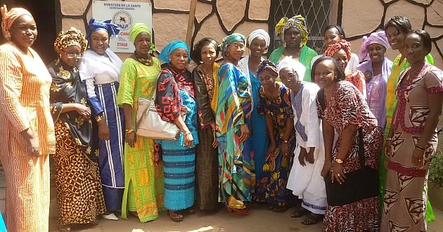Women in traditional Mali clothing